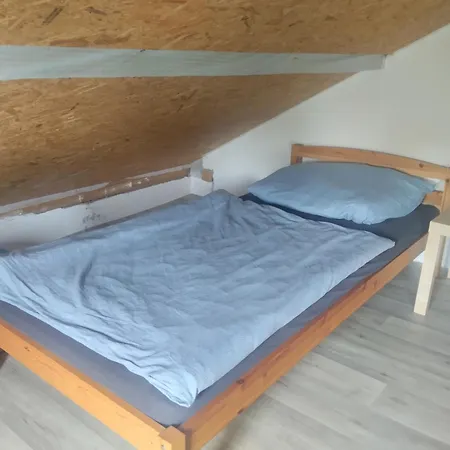 Apartamento U Rodinného Domu *