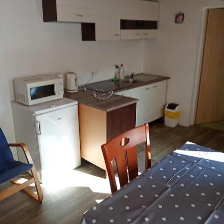 U Rod Domu, Apartman, Ubytovani, 2km Od Centra Daire *