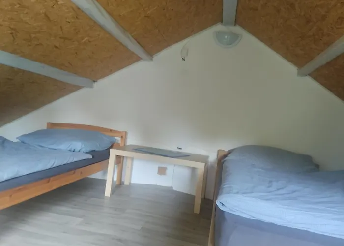 U Rodinného Domu * Hradec Králové