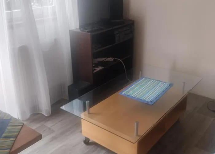 U Rodinného Domu Appartement Hradec Králové